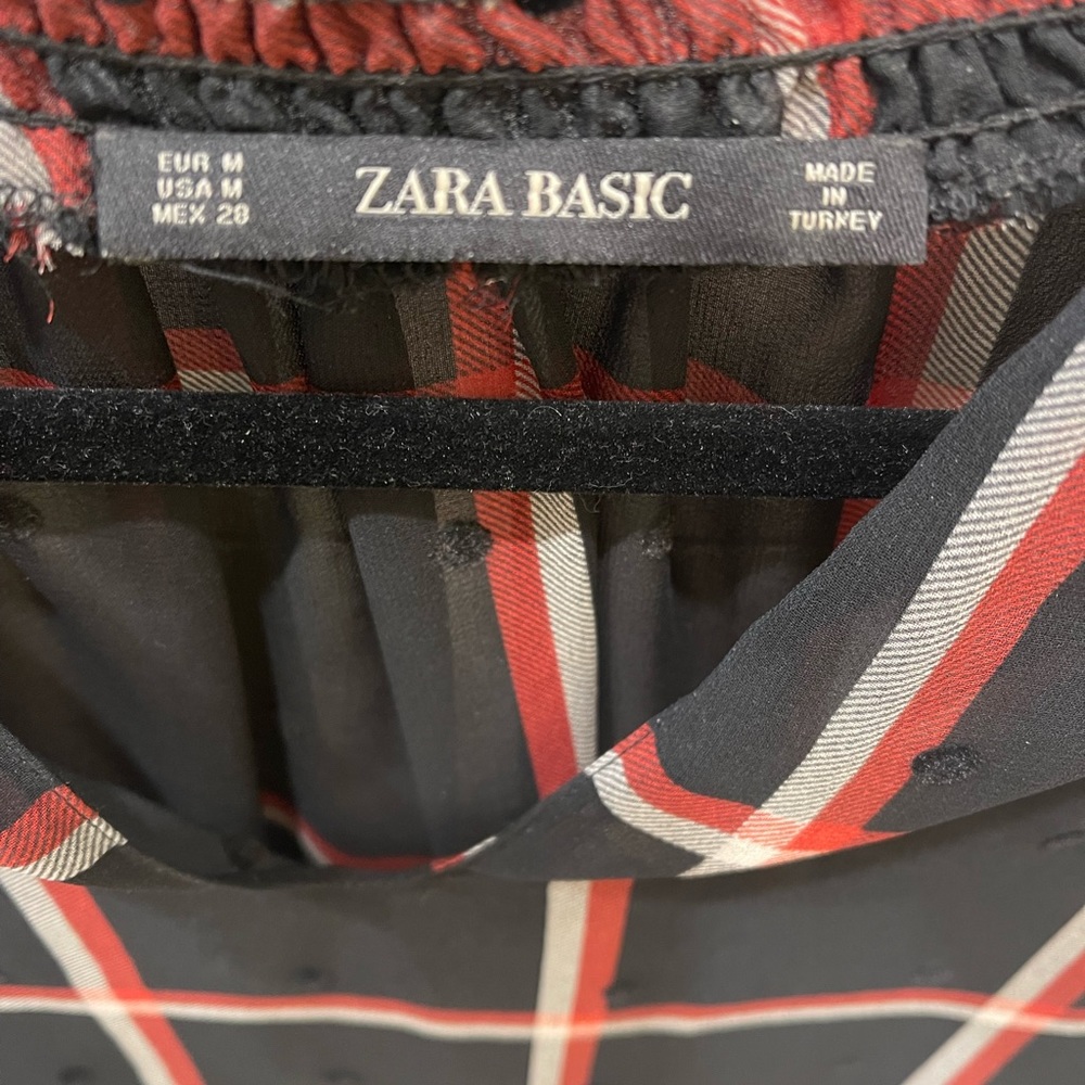 Zara windowpane blouse with subtle velvet dots size M - Picture 5 of 8